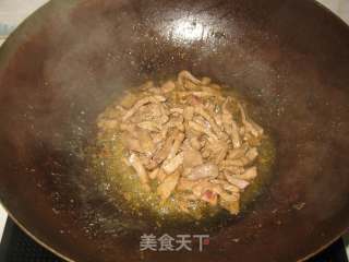 榨菜炒肉丝的做法步骤：5