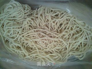给哥哥的菜——凉面的做法步骤：1