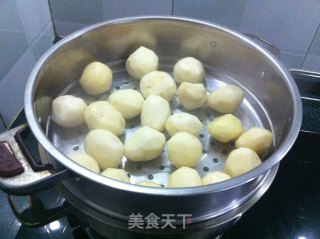 薯饼的做法步骤：1