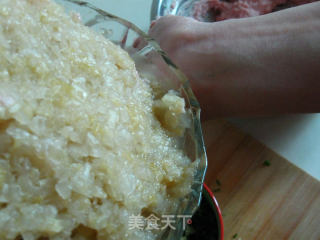 酸菜饺子的做法步骤：3