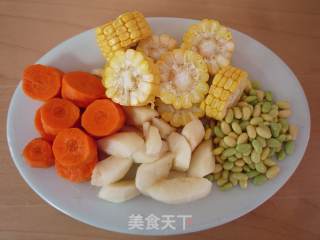 猪骨红萝卜汤的做法步骤：2