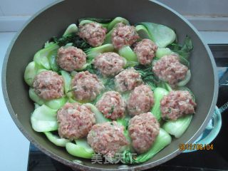 青菜蒸肉丸的做法步骤：8