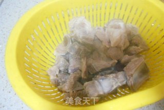 冬瓜小排汤的做法步骤：1