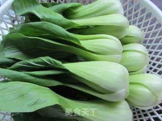 香菇快炒青菜的做法步骤：1