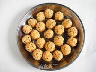 酷似“鸡米花”的香酥小丸子-----肉米花的做法步骤：10