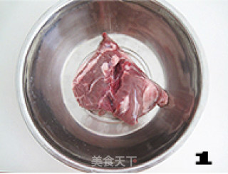 【三丁孜然肉粒】的做法步骤：1