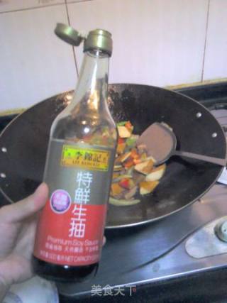 家常小炒----五花肉炒香干的做法步骤：8