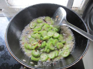 蒜茸丝瓜的做法步骤：4