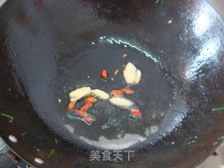 空心菜梗的另类吃法~素炒空心菜梗，酸酸甜甜好味道的做法步骤：3