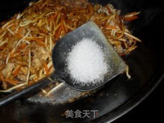 茭白炒肉丝的做法步骤：8