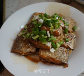 红烧带鱼的做法步骤：4