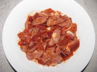 铁板鸡胗的做法步骤：3