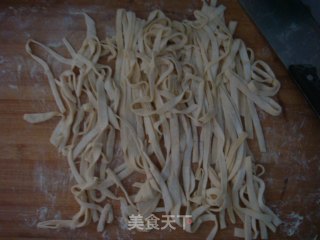 手擀面的做法步骤：3
