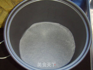 巧克力白芝麻蛋糕——电饭锅做的做法步骤：12