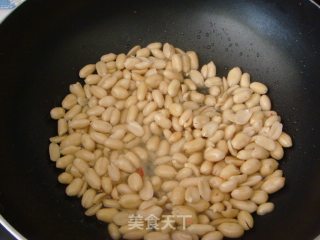 啤酒伴侣“麻辣小鱼干花生”的做法步骤：5