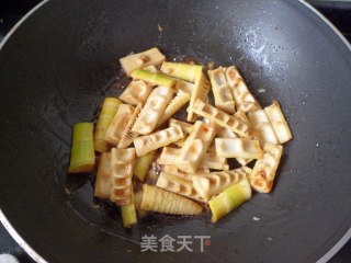 酱香春笋的做法步骤：8