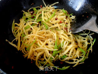 花样土豆——香辣炒脆土豆丝的做法步骤：17
