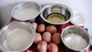 10寸酸奶蛋糕的做法步骤：1