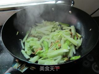 红油黄瓜的做法步骤：2