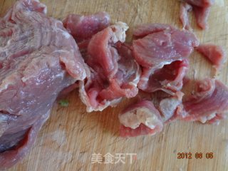 青笋肉片的做法步骤：2