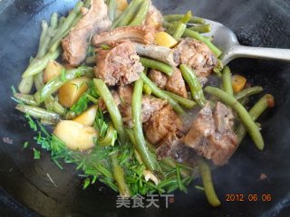排骨芸豆炖土豆的做法步骤：8