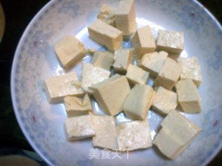 小白菜豆腐汤（家常口）的做法步骤：2