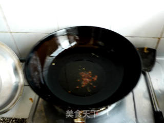 茶树菇炒仔鸡的做法步骤：7