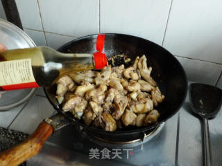 茶树菇炒仔鸡的做法步骤：11