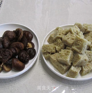 香菇烤麸的做法步骤：2