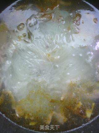 偏爱米粉——榨菜肉丝米粉汤的做法步骤：7