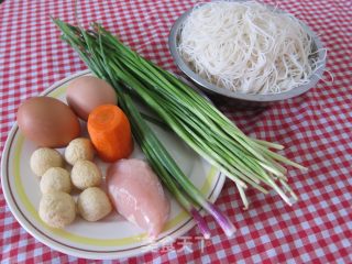 简单易做【咖喱炒米粉】的做法步骤：1