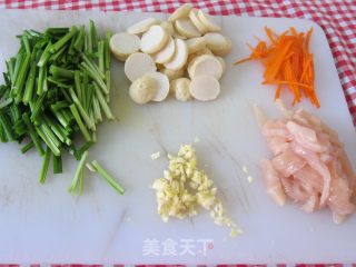 简单易做【咖喱炒米粉】的做法步骤：2
