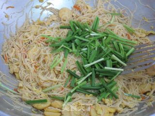 简单易做【咖喱炒米粉】的做法步骤：7