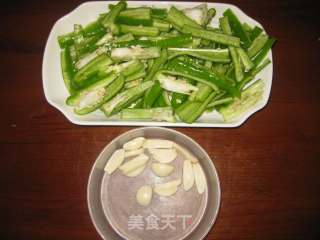 尖椒干豆腐的做法步骤：4