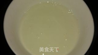 自制煎饼的做法步骤：1