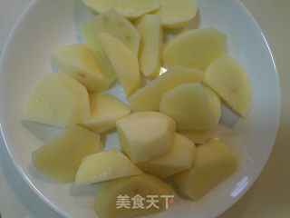砂锅红烧肉炖土豆的做法步骤：10