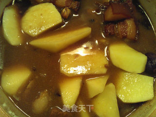 砂锅红烧肉炖土豆的做法步骤：11