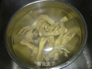 私家秘制洋葱凤爪的做法步骤：3