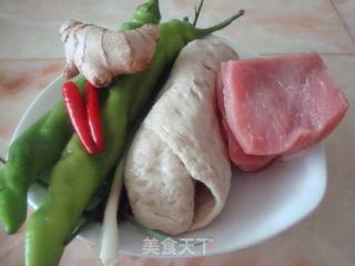 面筋炒肉丝的做法步骤：1
