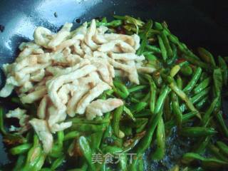 四季豆炒肉丝的做法步骤：9