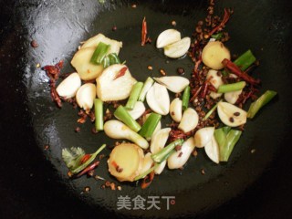 干煸黑鱼的做法步骤：5