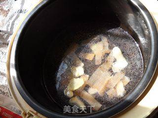 腊皮萝卜焖面的做法步骤：5