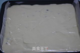 蜜红豆戚风蛋糕卷的做法步骤：11