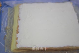 蜜红豆戚风蛋糕卷的做法步骤：13