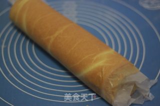 蜜红豆戚风蛋糕卷的做法步骤：14