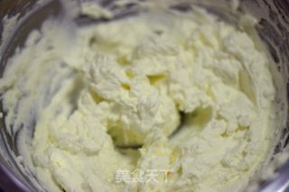 蜜红豆戚风蛋糕卷的做法步骤：18