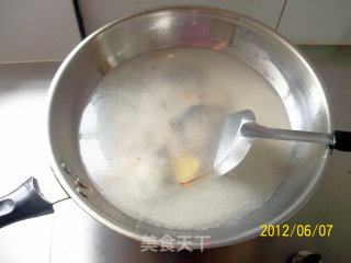 一鱼多吃之《鲈鱼身价豆腐汤》的做法步骤：6