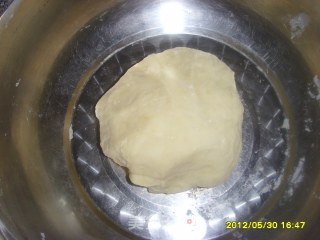 筋饼卷菜的做法步骤：2