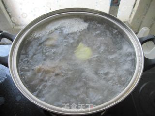 高钙脊骨汤的做法步骤：5