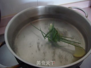 糟猪脚爪的做法步骤：3